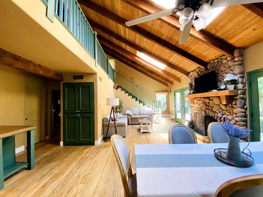 Sequoia Cabin By The River スリー・リバーズ エクステリア 写真