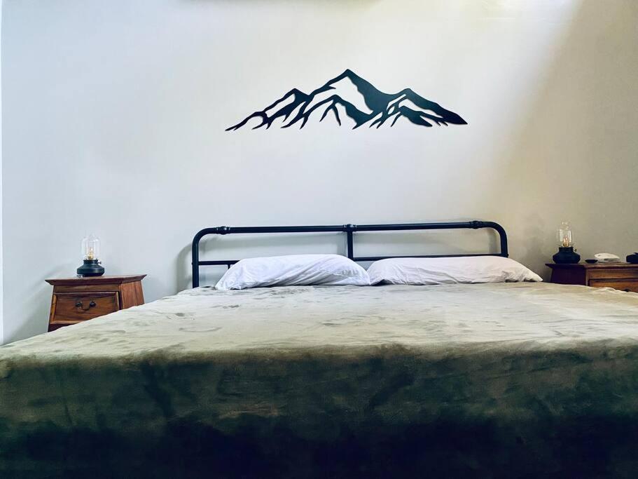 Sequoia Cabin By The River スリー・リバーズ エクステリア 写真