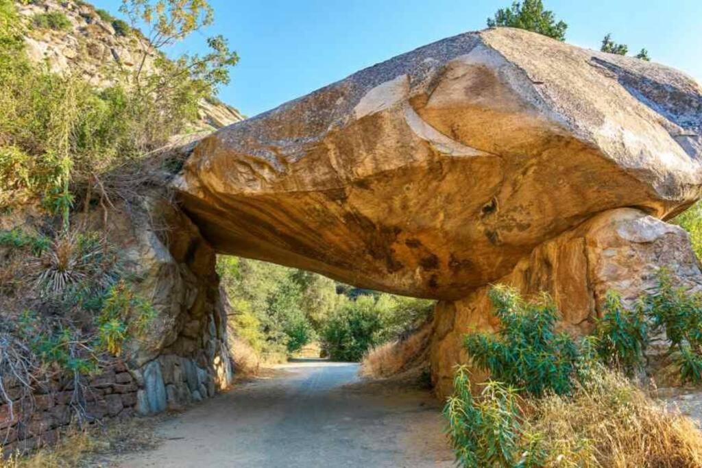 Sequoia Cabin By The River スリー・リバーズ エクステリア 写真